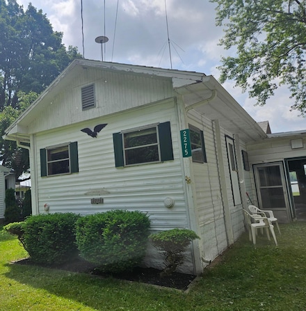 2275 Tamarack St, Lake Odessa, MI 48849
