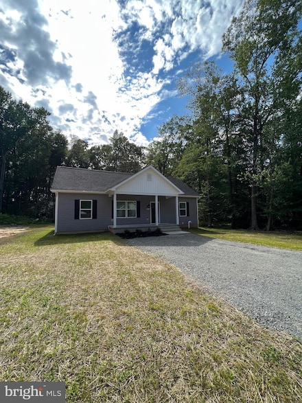 334 Shorewood Dr, Colonial Beach, VA 22443
