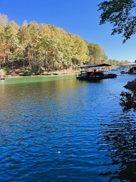 7 Bowsprit Ln, Salem, SC 29676