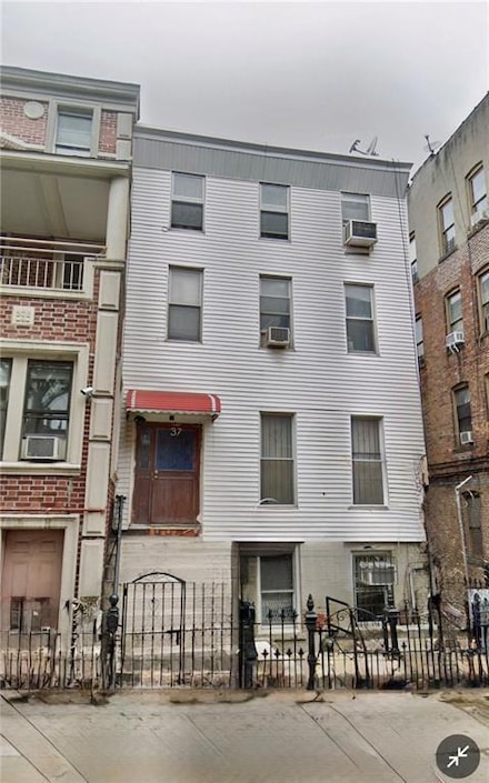 37 Jefferson St, Brooklyn, NY 11206