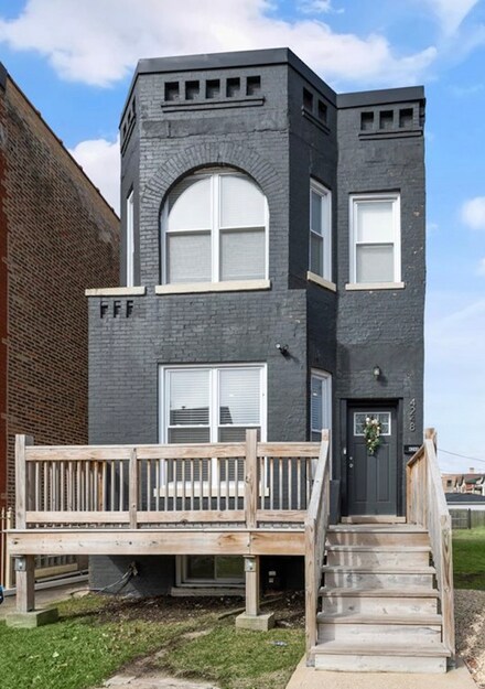 4248 S Saint Lawrence Ave, Chicago, IL 60653