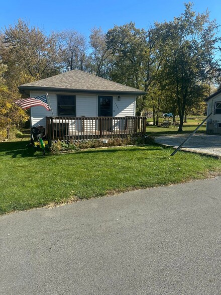 16001 Briargate St, Lowell, IN 46356