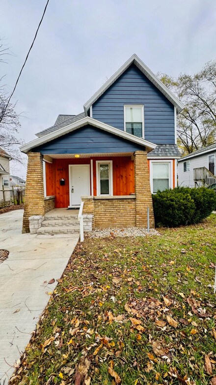447 Dickinson St SE, Grand Rapids, MI 49507