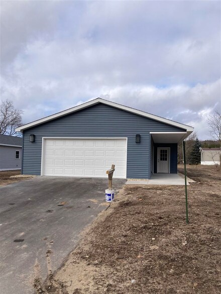 809 Mill St, East Jordan, MI 49727