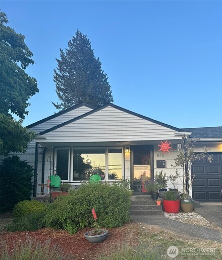 815 N Huson St, Tacoma, WA 98406