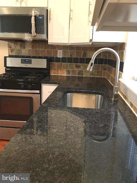 42 N Farson St, Philadelphia, PA 19139