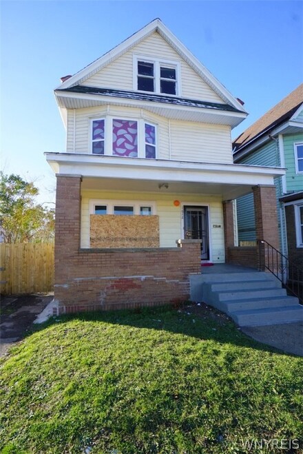 1612 Bailey Ave, Buffalo, NY 14212