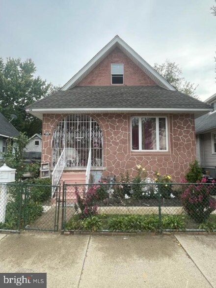 469 Boyd St, Camden, NJ 08105