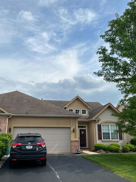 1112 Seberger Way, Dyer, IN 46311