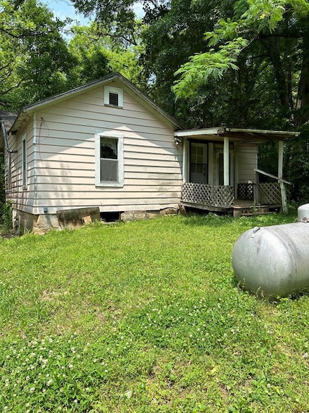 391 Holly St, Charleston, MS 38921