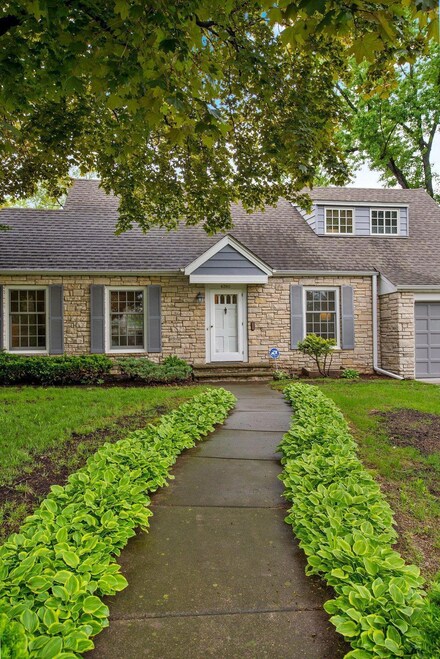 4390 Brook Ave S, Edina, MN 55424