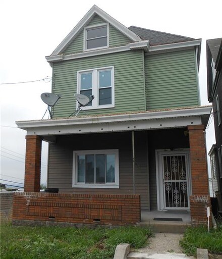 200 Moye Place, Pittsburgh, PA 15210
