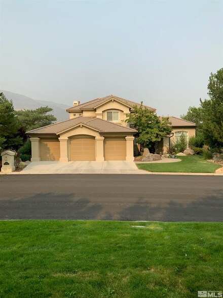 3305 Sierra Crest Way, Reno, NV 89519
