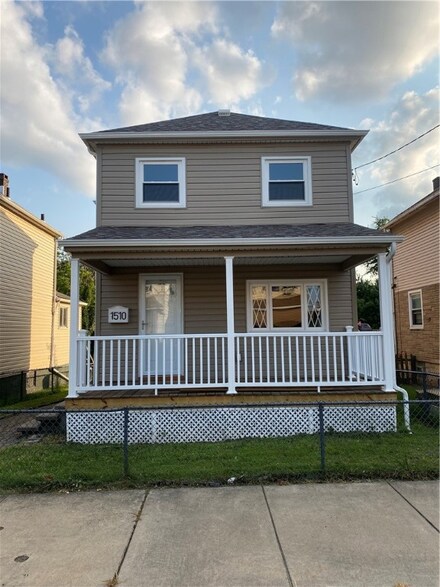 1510 Grant St, Braddock, PA 15104