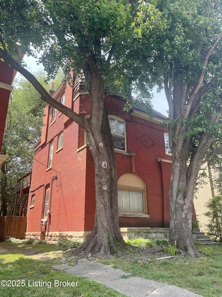 1324 S 1st St, Louisville, KY 40208