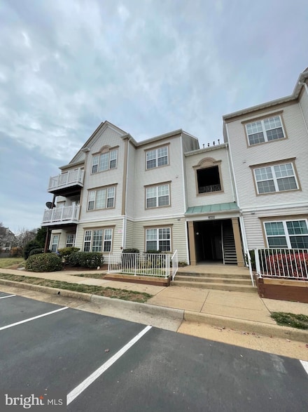 21855 Locomotive Terrace Unit 300, Sterling, VA 20166