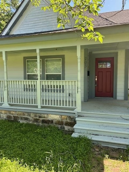 703 N Cleveland Ave, Sherman, TX 75090