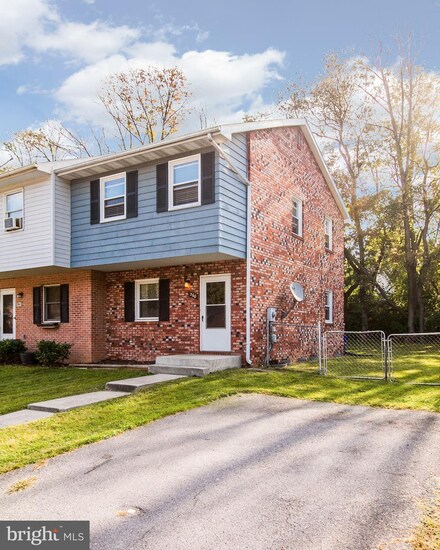360 Yorkshire Dr, Hagerstown, MD 21740