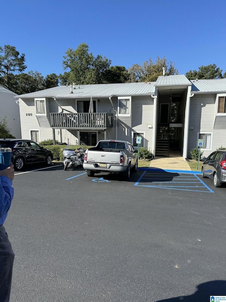 207 Woodland Village Unit 207, Vestavia Hills, AL 35216