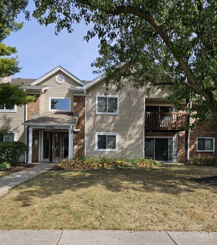 1511 Lake Pointe Way, Dayton, OH 45459