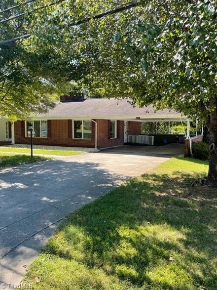 2371 Boone Trail, North Wilkesboro, NC 28659