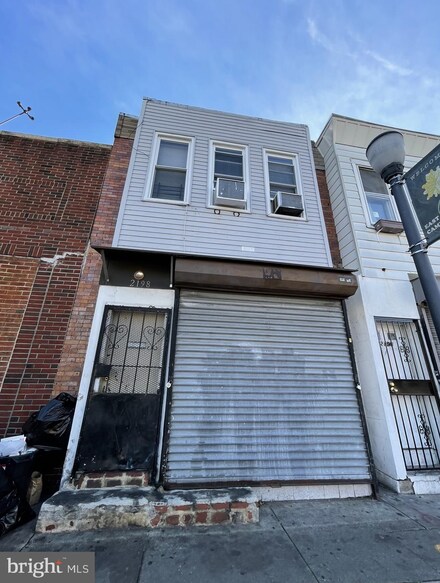 2198 Federal St, Camden, NJ 08105