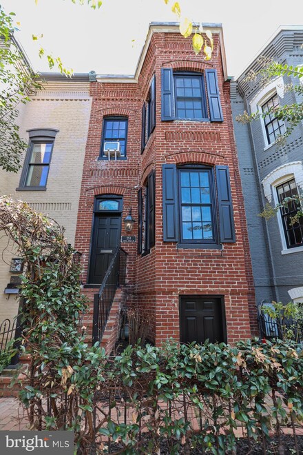 253 10th St NE, Washington, DC 20002