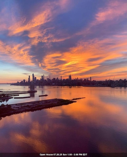 20 2nd St Unit 503, Jersey City, NJ 07302