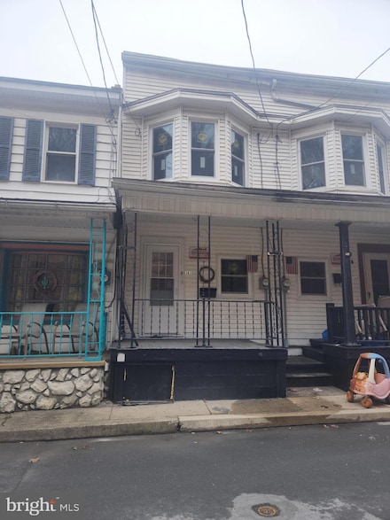 141 S Rock St, Shamokin, PA 17872