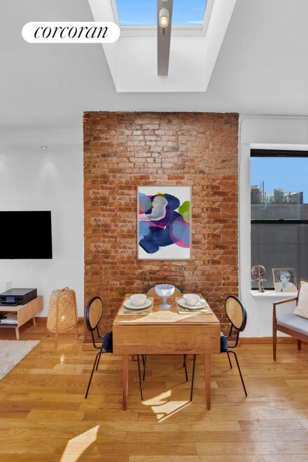 613 E 6th St Unit 5C, New York, NY 10009