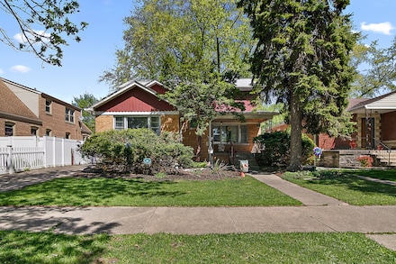 60655 Single Family Homes For Sale - 32 Homes | Zillow