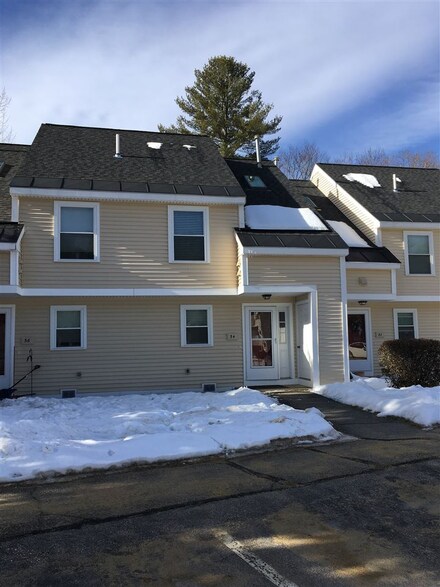 34 Great Falls Dr, Concord, NH 03303
