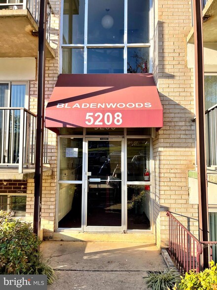 5208 Newton St Unit 203, Bladensburg, MD 20710