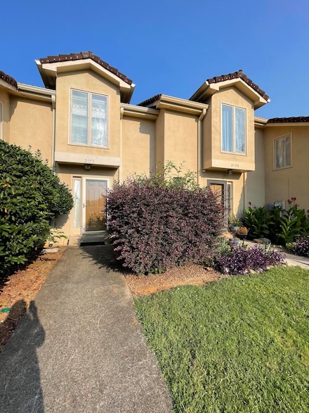 2157 Vaden Village Dr, Chattanooga, TN 37421