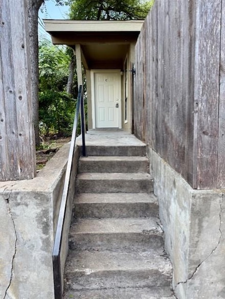 2807 Parker Ln, Austin, TX 78741