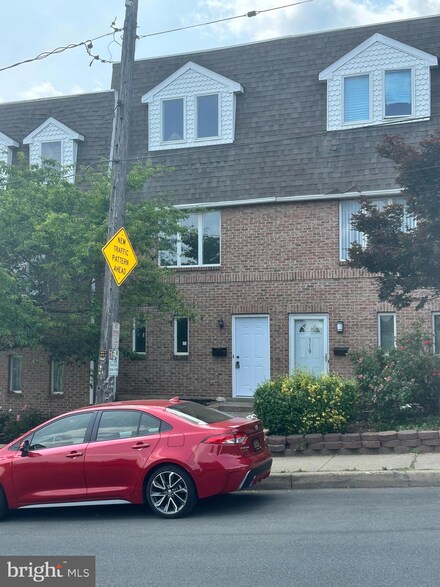 517 N Jackson St, Wilmington, DE 19805