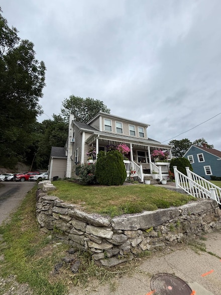 10 Blackstone St, Blackstone, MA 01504