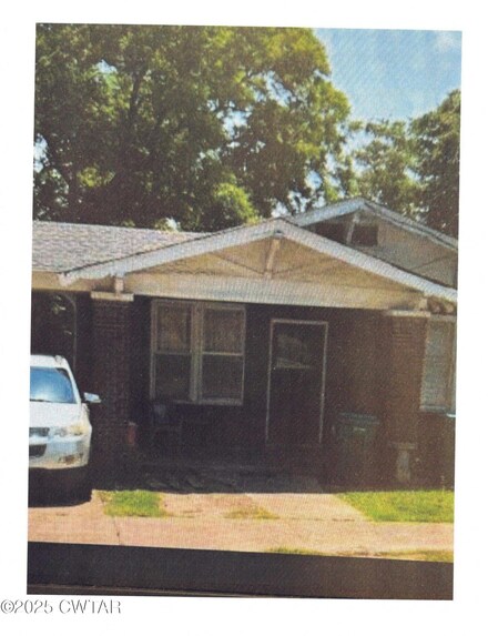 680 Hollywood Dr, Jackson, TN 38301