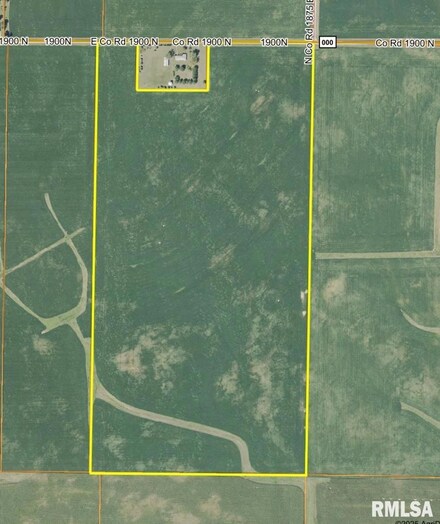 0 1900n, Oakland, IL 61943