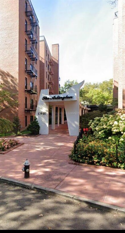 139-15 83rd Ave Unit 101, Jamaica, NY 11435