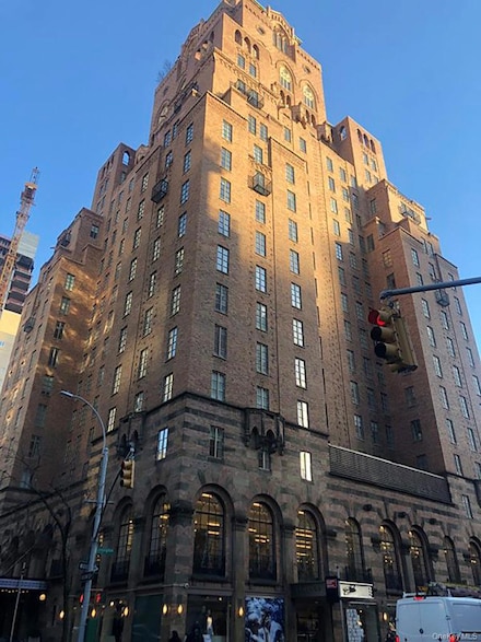 140 E 63rd St Unit 6C, New York, NY 10065