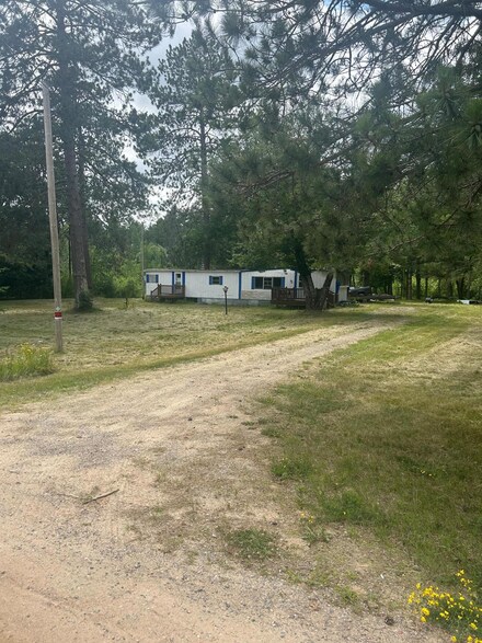 20553 Happy Hollow Rd, Grand Rapids, MN 55744