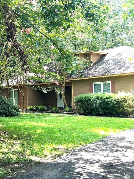 725 Turkey Trail, Fortson, GA 31808