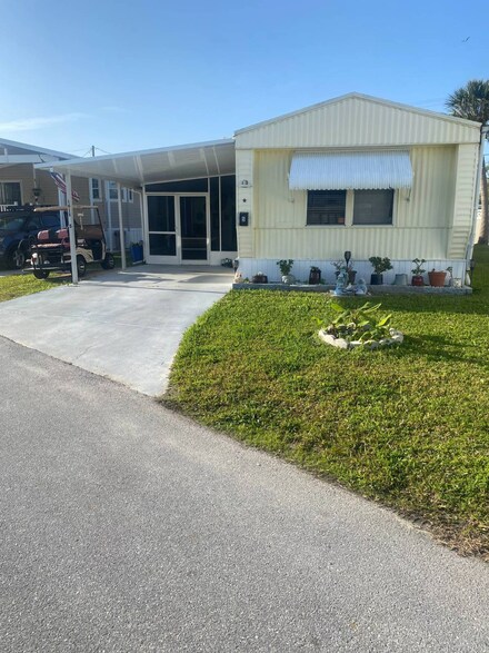 1611 Wheelhouse Cir Unit 5, Ruskin, FL 33570