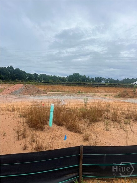707 Riverton Ln, Statesboro, GA 30458