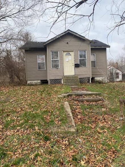 4048 Connecticut St, Gary, IN 46409