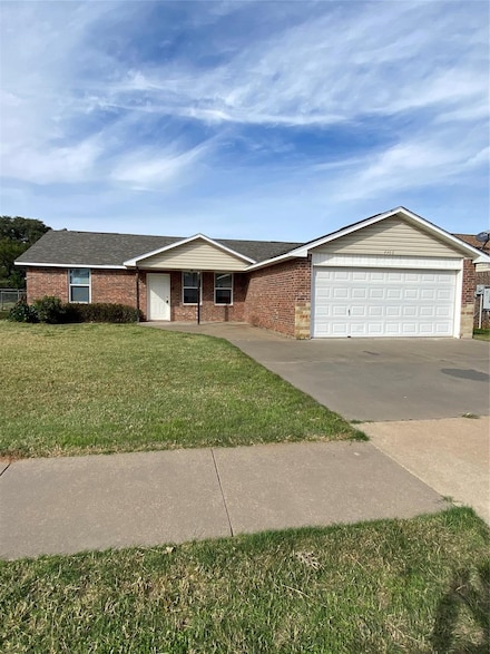 4406 Bobbie Ann Dr, Granbury, TX 76049
