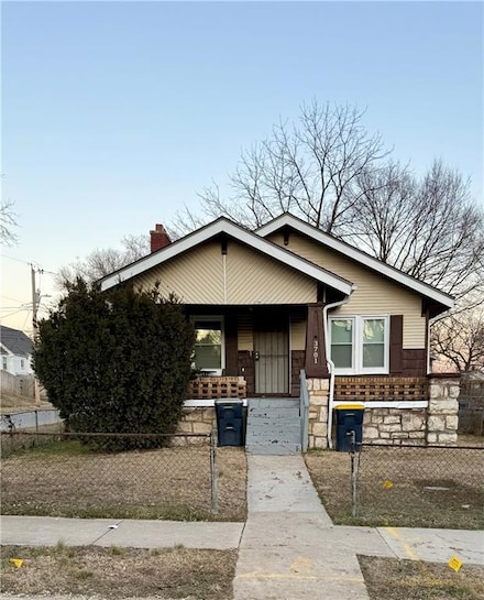 3701 Bales Ave, Kansas City, MO 64128