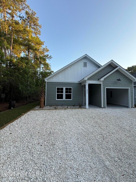 3572 Windy Point Rd SW, Lockwoods Folly, NC 28462
