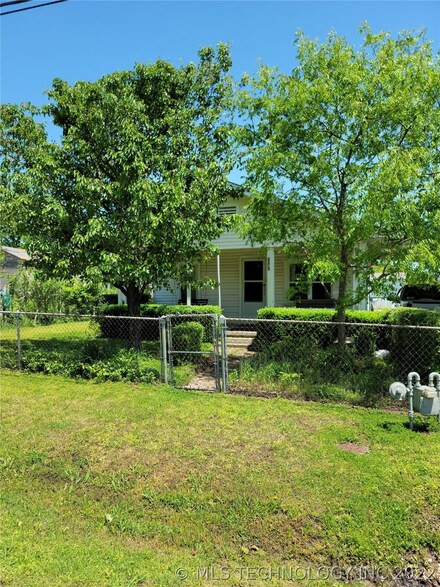 5647 S 45th West Ave, Tulsa, OK 74107